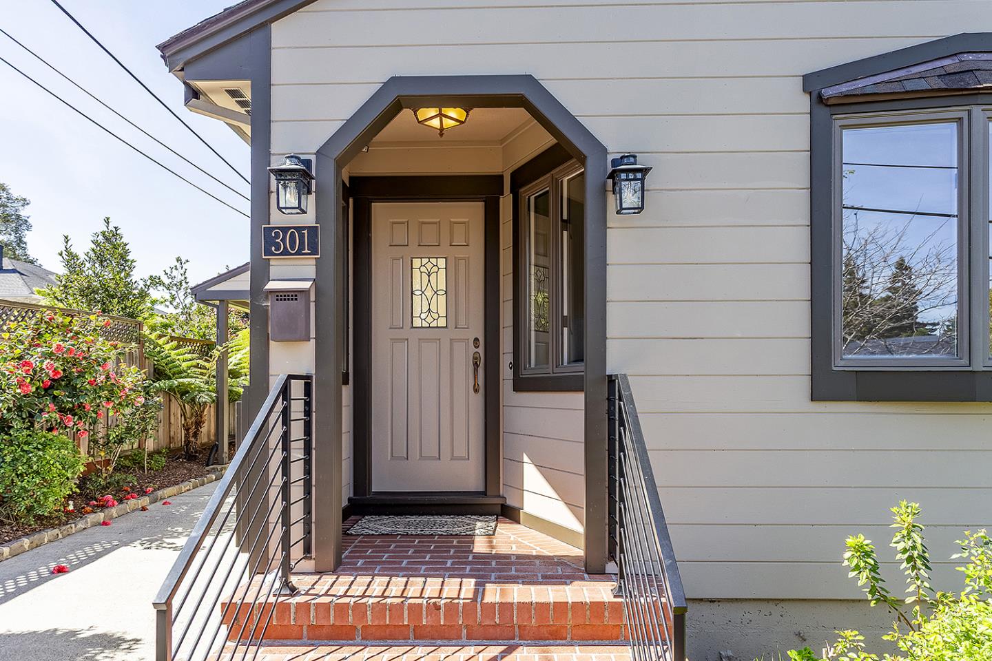 301 Engle Road San Mateo, CA 94402 - Photo 5 of 39
