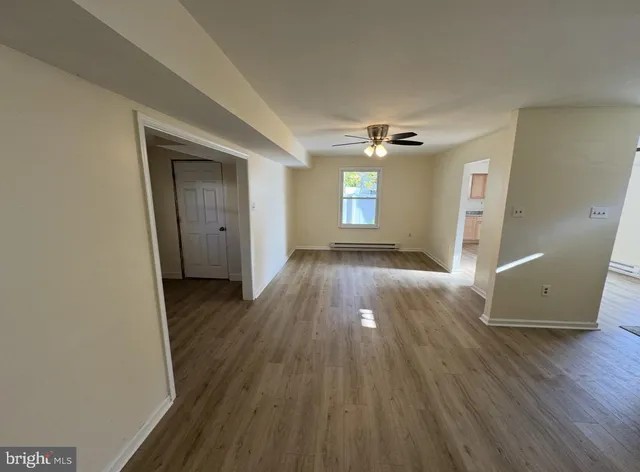 $1,950 | 125 Hampshire Road, Sicklerville, NJ 08081