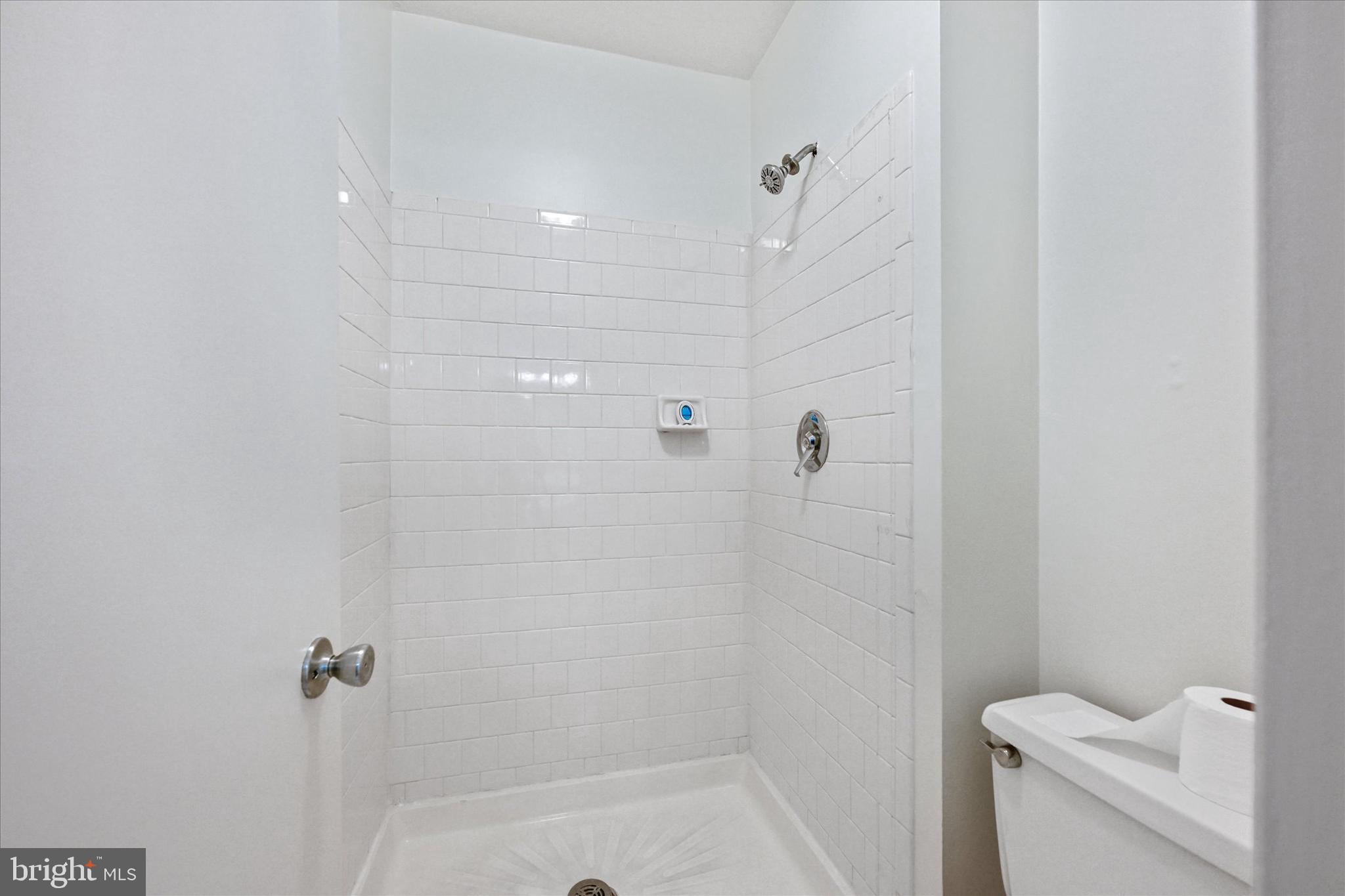 3 Hamill Road, Unit 3F Baltimore, MD 21210 - Photo 16 of 22