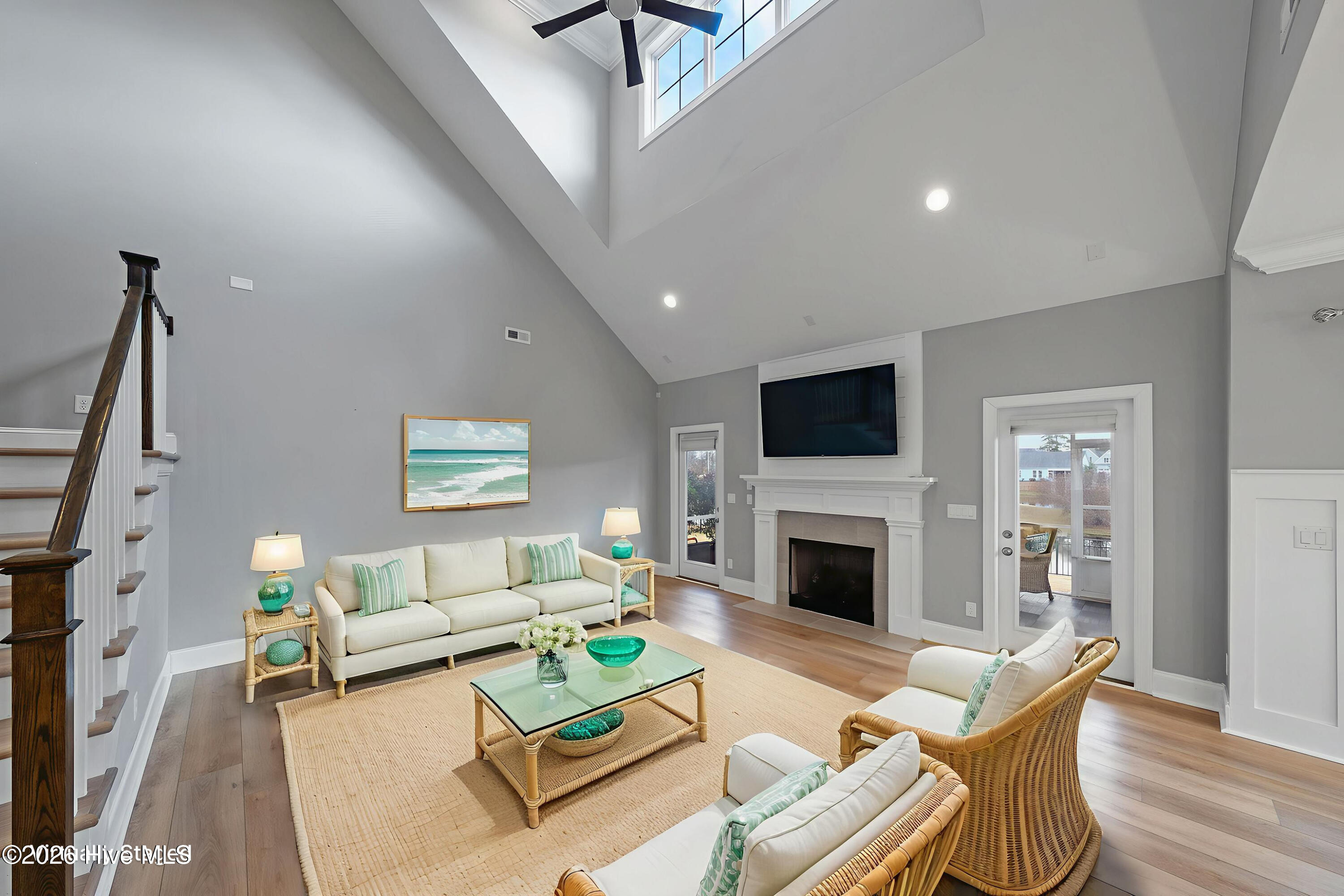 63 Evergreen Lane Hampstead, NC 28443 - Photo 25 of 66 living-room - Living Room - Coastal - 5