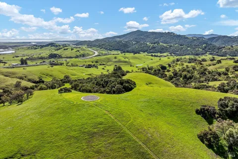 $1,650,000 | 0 Deer Creek Lane, Petaluma, CA 94952