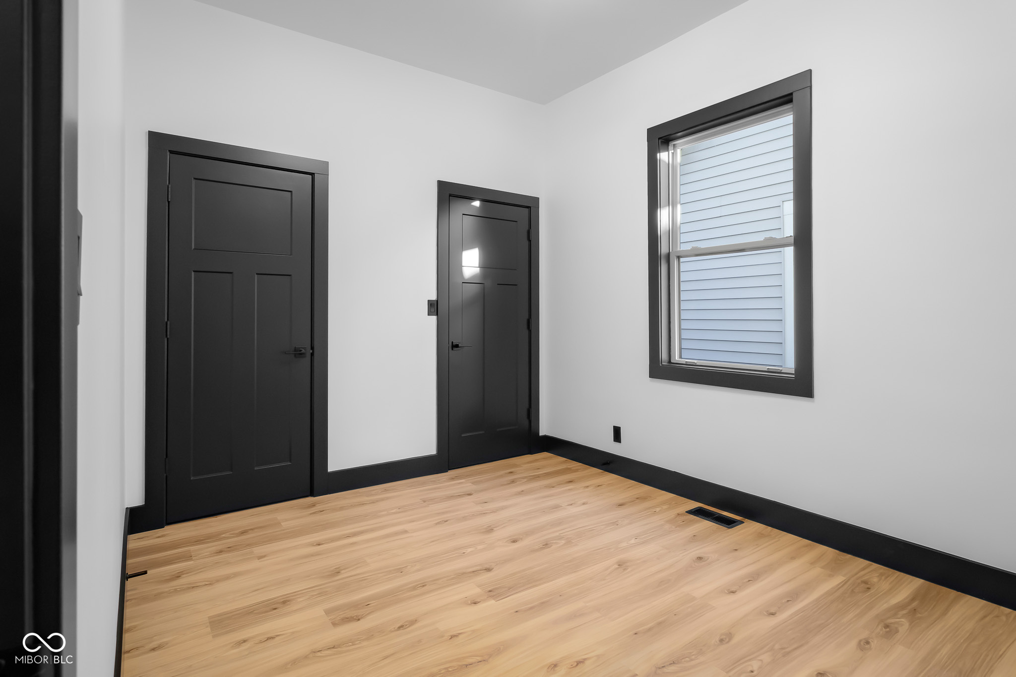 1730 Union Street Columbus, IN 47201 - Photo 21 of 44 Gallery Image 21