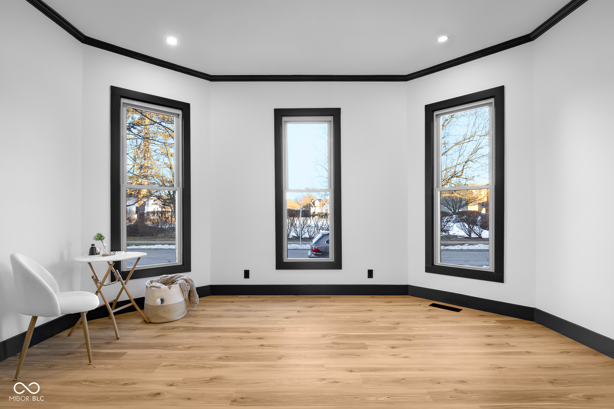 1730 Union Street Columbus, IN 47201 - Photo 3 of 44 Gallery Image 3