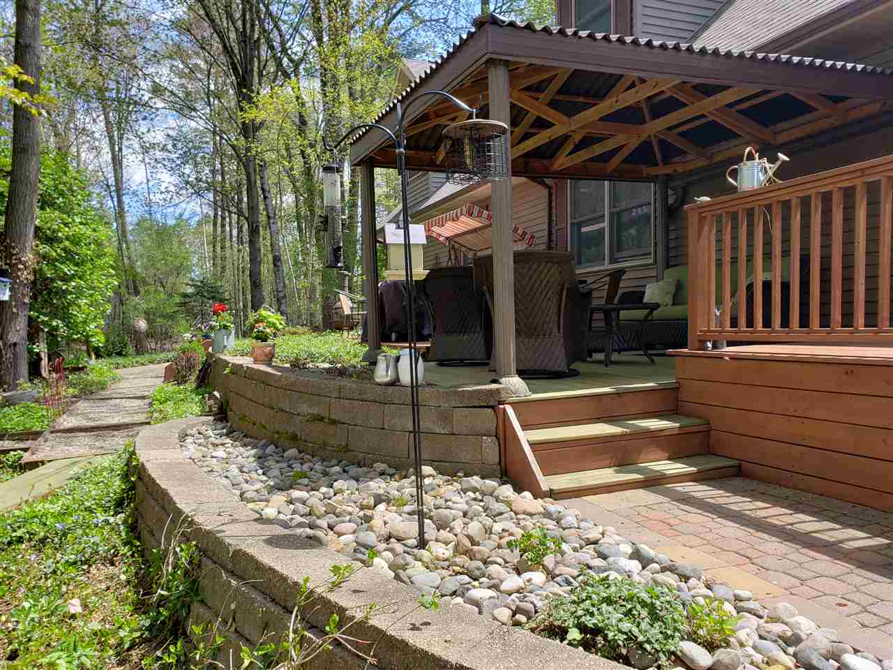 11300 Sarle Road Freeland, MI 48623 - Photo 4 of 46 1860983-3.JPG