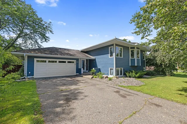 $489,000 | 4204 158th Street West, Rosemount, MN 55068