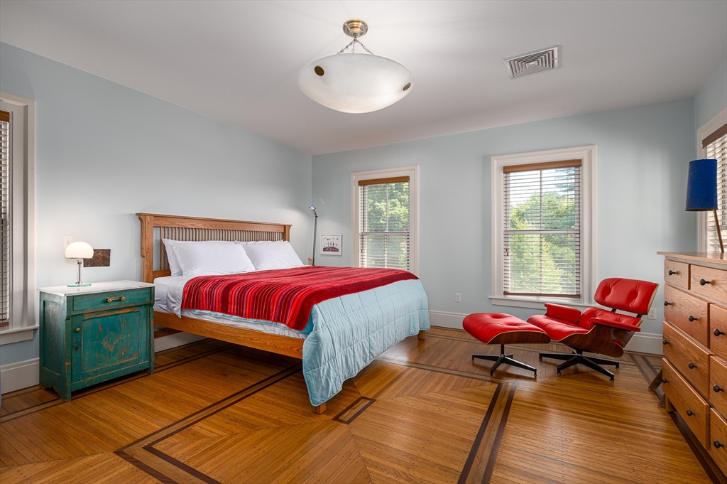 38 Gray Street Amherst, MA 01002 - Photo 24 of 42