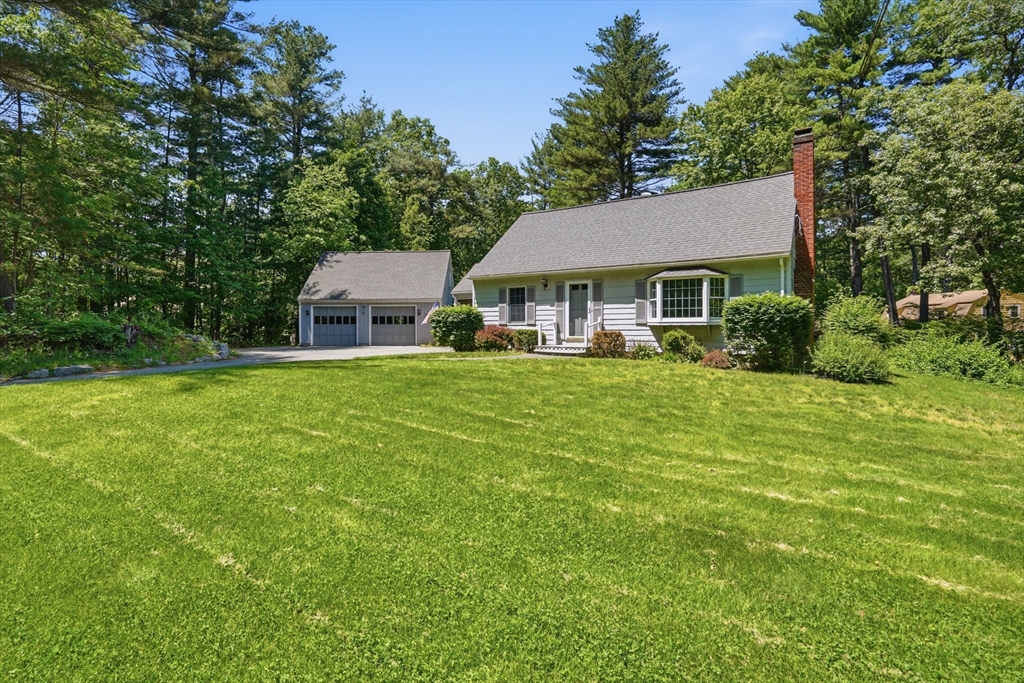 33 Cold Spring Road Westford, MA 01886 - Photo 3 of 42
