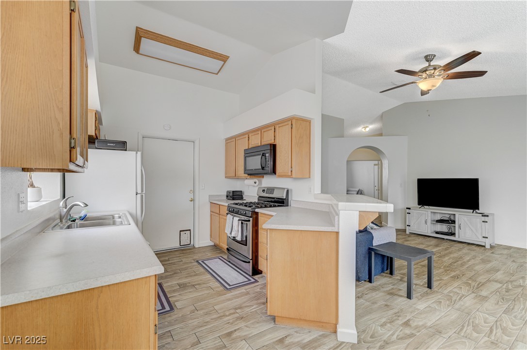 954 Chaps Circle Henderson, NV 89002 - Photo 11 of 39