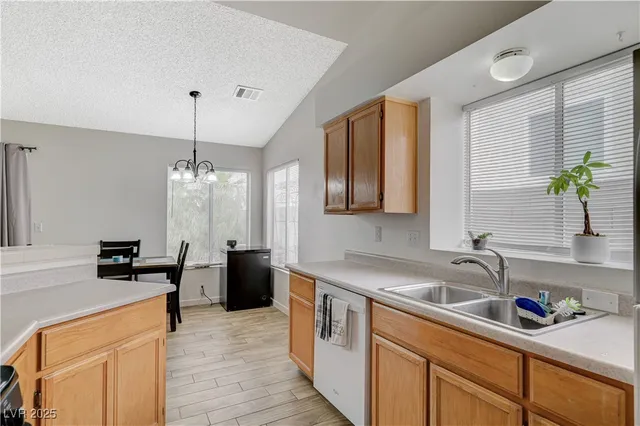 $379,000 | 954 Chaps Circle, Henderson, NV 89002