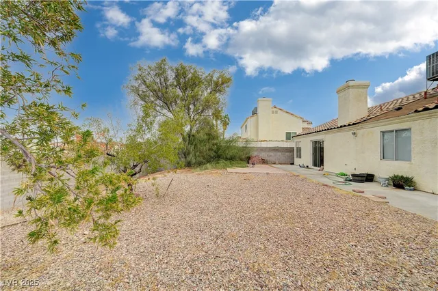 $379,000 | 954 Chaps Circle, Henderson, NV 89002