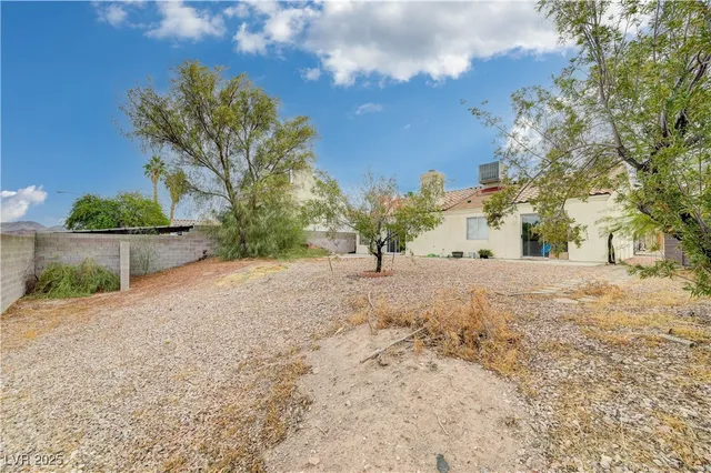 $379,000 | 954 Chaps Circle, Henderson, NV 89002