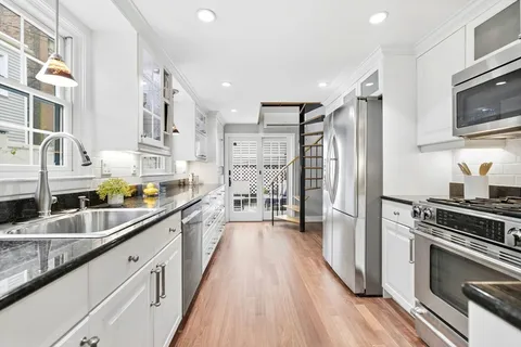 $1,275,000 | 62 Pearl Street, Boston, MA 02129