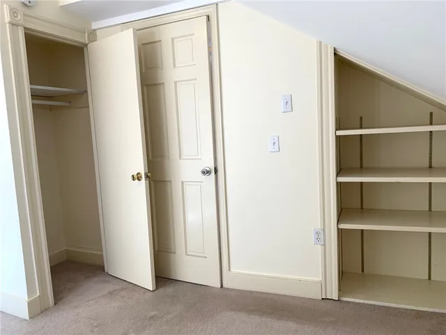 $2,000 | 113 Prospect Hill Street, Unit 3, Newport, RI 02840