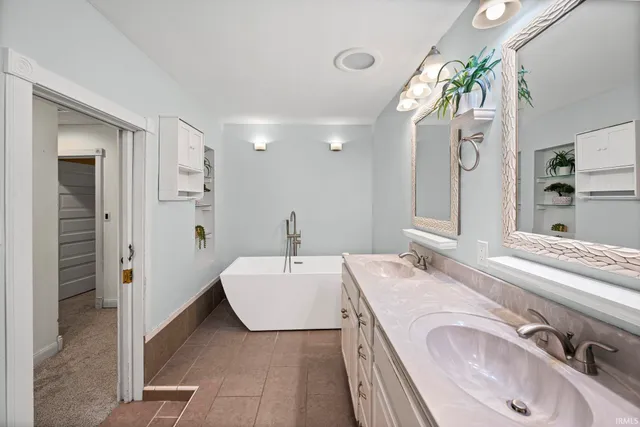 $250,000 | 1123 North 9th Street, Lafayette, IN 47904