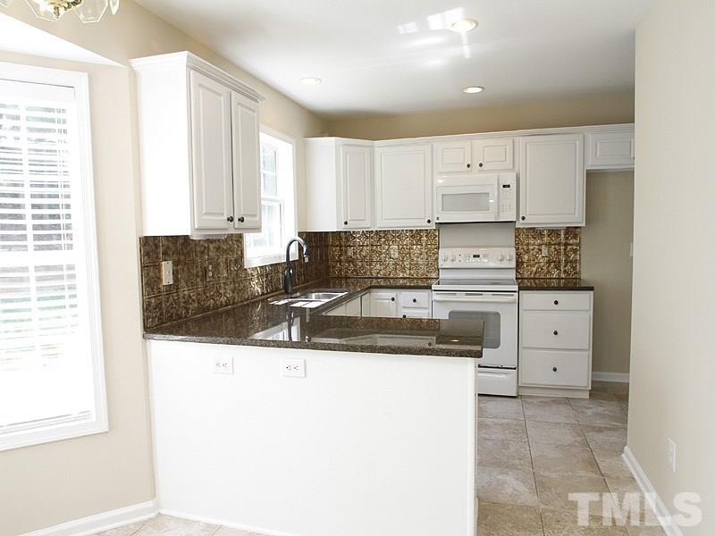 5637 Lighthall Lane Raleigh, NC 27604 - Photo 5 of 12 Gallery Image 5