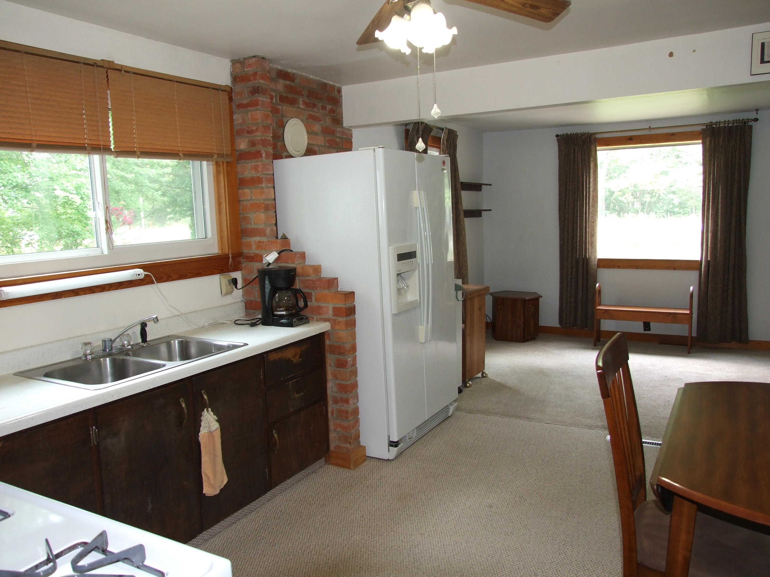 3837 East Sternberg Road Fruitport, MI 49415 - Photo 3 of 24 DSCF8222