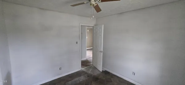 $124,999 | 515 Highway 71, Maxton, NC 28364