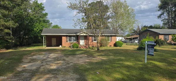 $124,499 | 515 Highway 71, Maxton, NC 28364