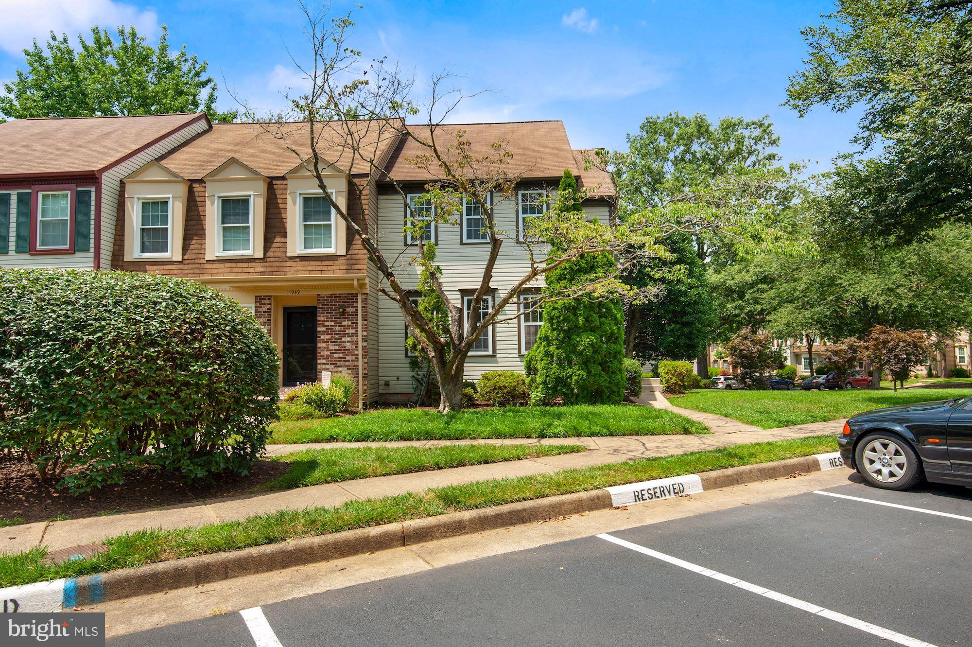 11951 Sentinel Point Court Reston, VA 20191 - Photo 1 of 42