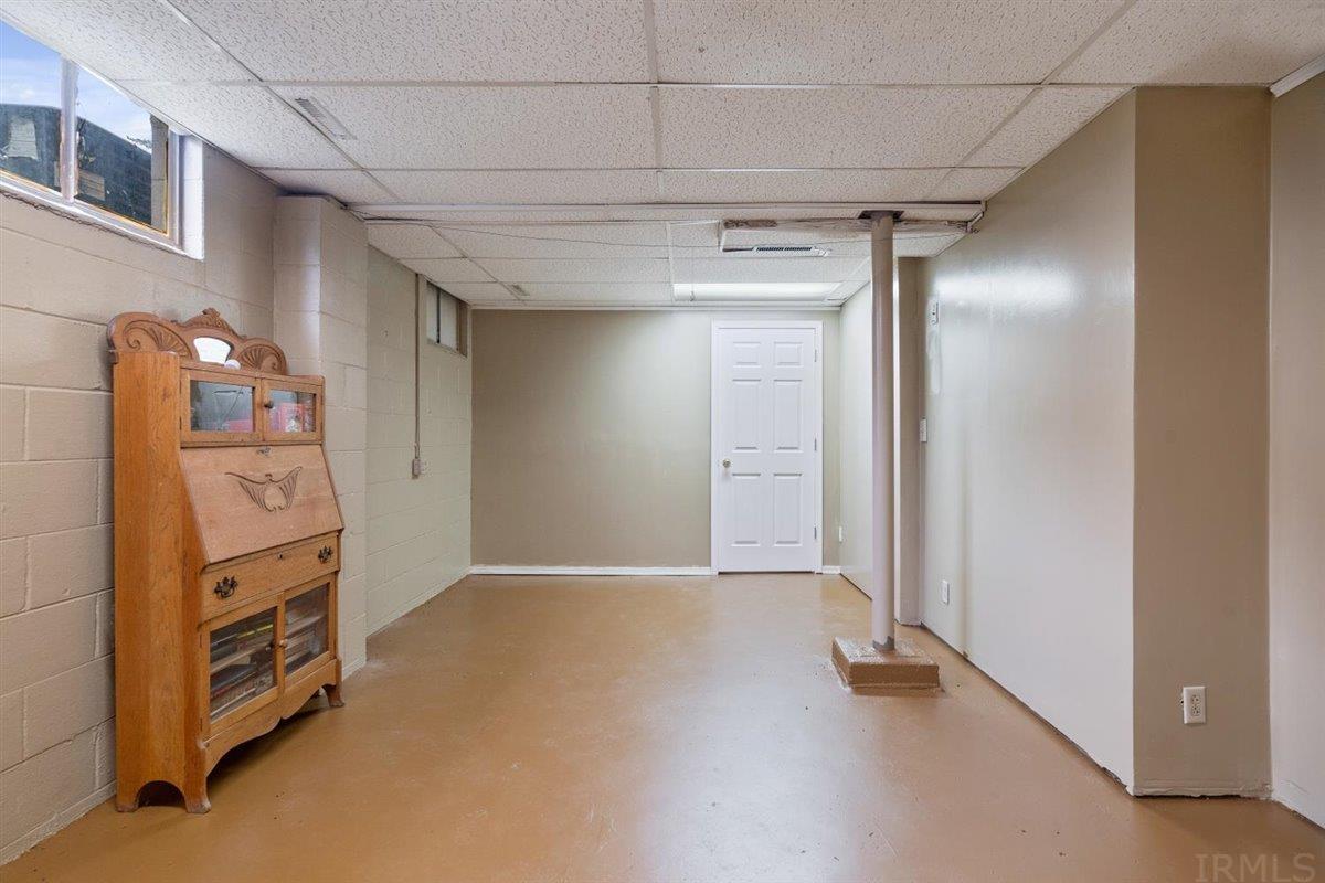 308 3rd Avenue Princeton, IN 47670 - Photo 22 of 30