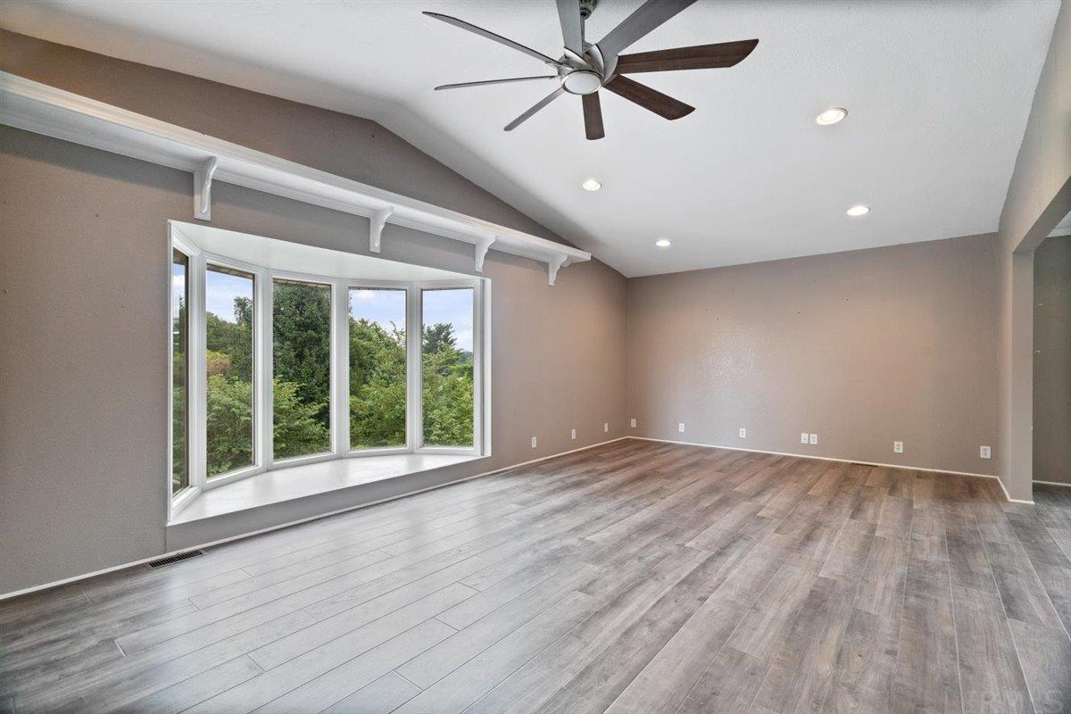 308 3rd Avenue Princeton, IN 47670 - Photo 5 of 30