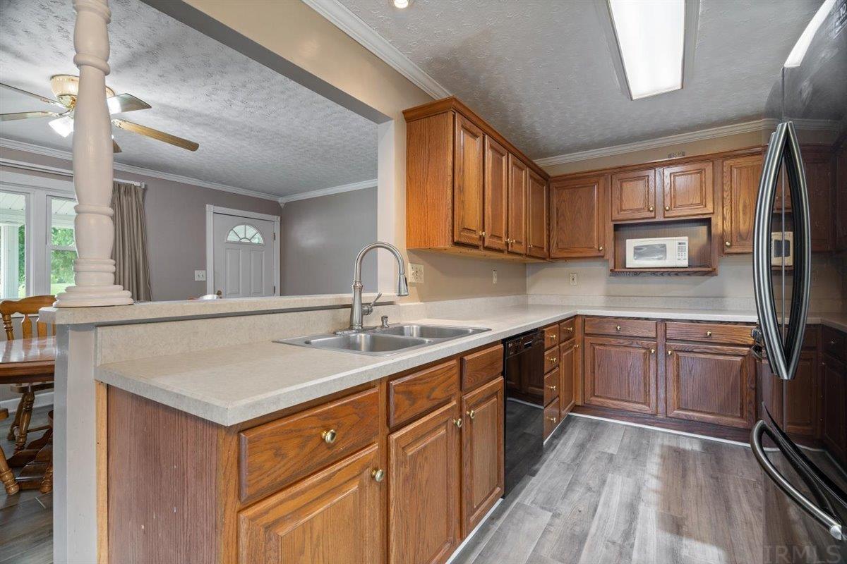 308 3rd Avenue Princeton, IN 47670 - Photo 7 of 30