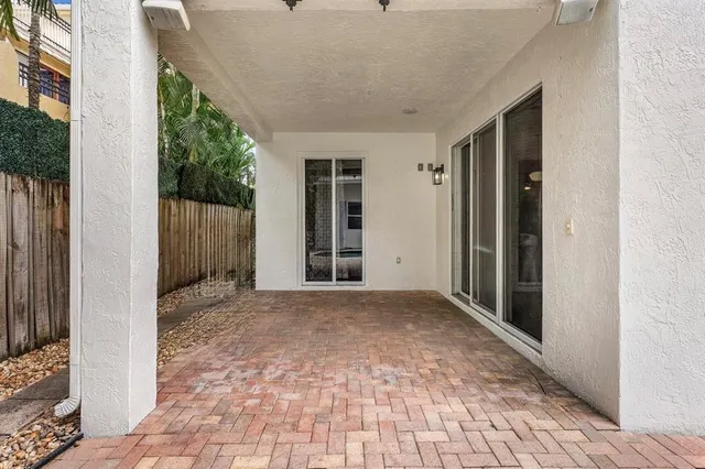 $1,999,000 | 639 Northeast 17th Way, Fort Lauderdale, FL 33304