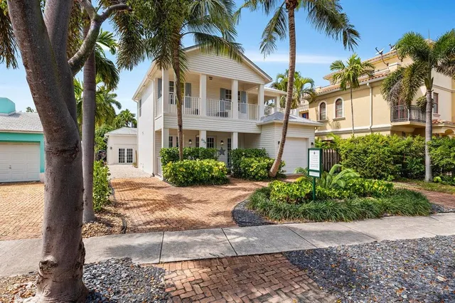 $1,999,000 | 639 Northeast 17th Way, Fort Lauderdale, FL 33304