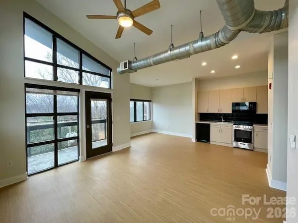 $1,475 | 514 West 10th Street, Charlotte, NC 28202