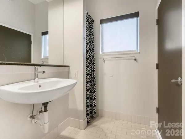 $1,475 | 514 West 10th Street, Charlotte, NC 28202