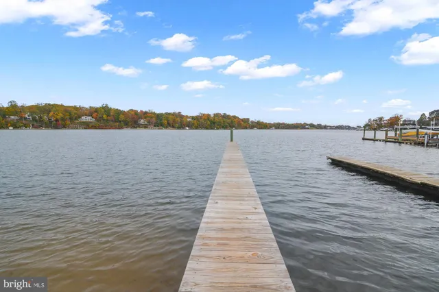 $575,000 | 2709 Parkview Drive, Riva, MD 21140