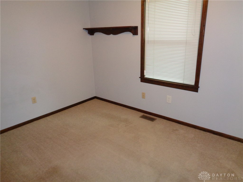 9151 Eby Road Germantown, OH 45327 - Photo 18 of 38 Gallery Image 18