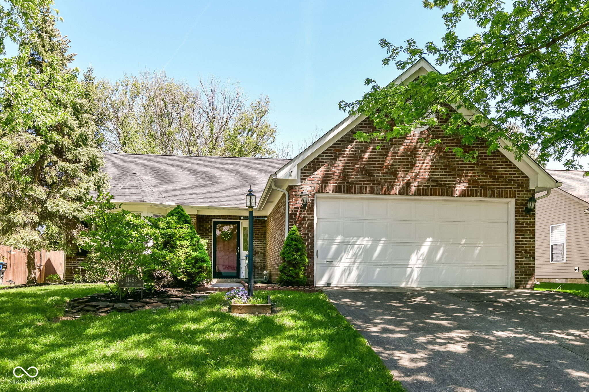 11453 Wilderness Trail Fishers, IN 46038 - Photo 2 of 36
