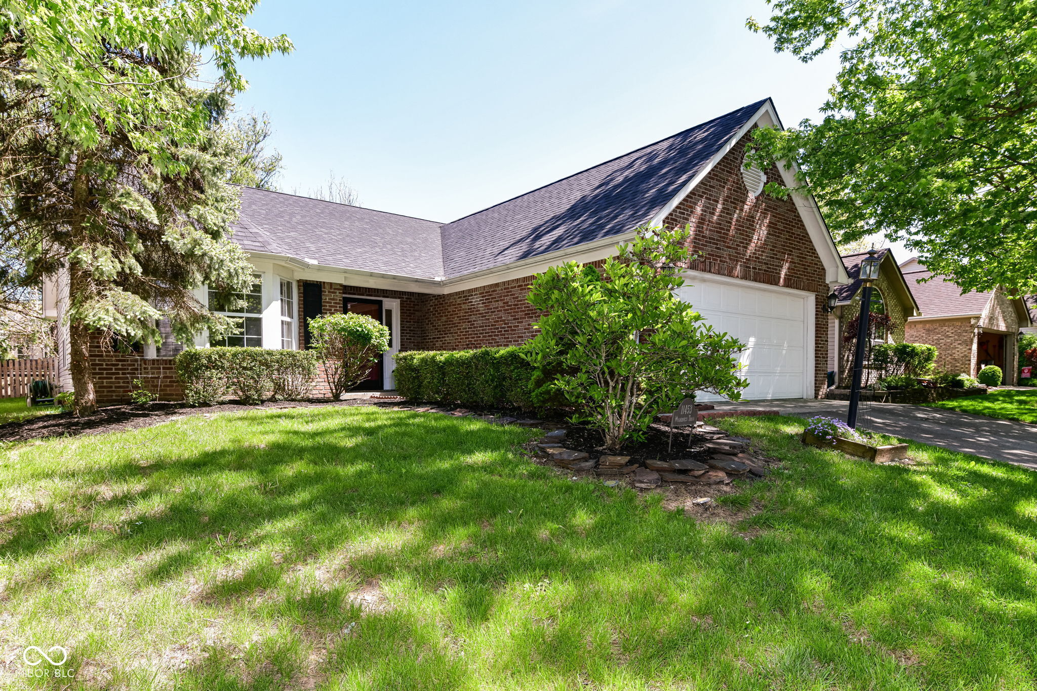 11453 Wilderness Trail Fishers, IN 46038 - Photo 3 of 36