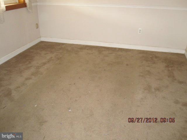 1962 Inverton Road Baltimore, MD 21222 - Photo 2 of 11 Living Room