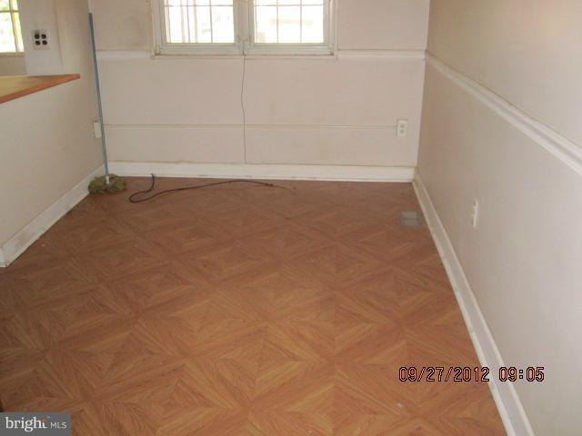 1962 Inverton Road Baltimore, MD 21222 - Photo 3 of 11 Dining Room