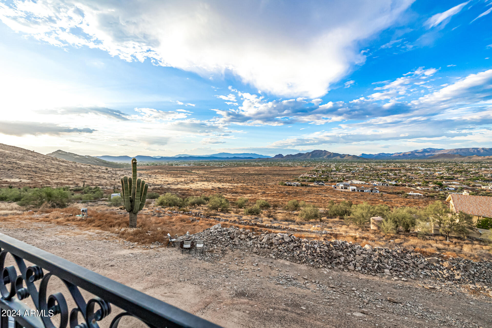 1829 West Cloud Road Phoenix, AZ 85086 - Photo 95 of 137 a view of a city from a terrace