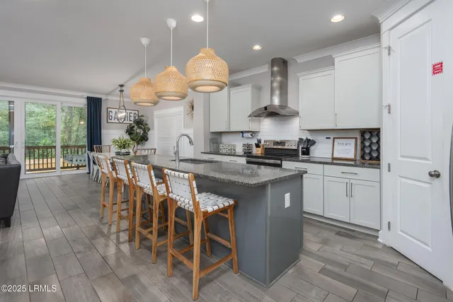 $1,815,000 | 123 Sandcastle Court, Hilton Head Island, SC 29928