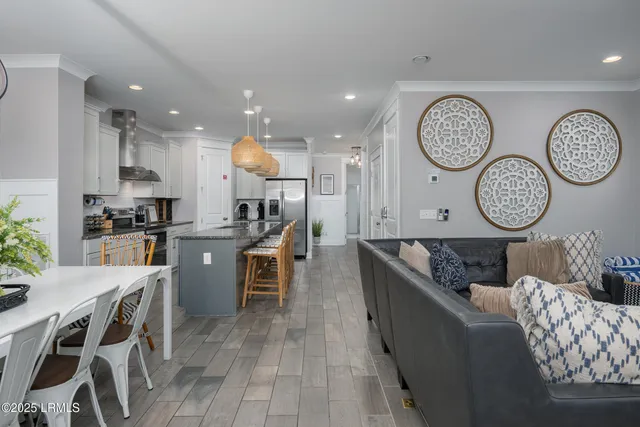 $1,815,000 | 123 Sandcastle Court, Hilton Head Island, SC 29928