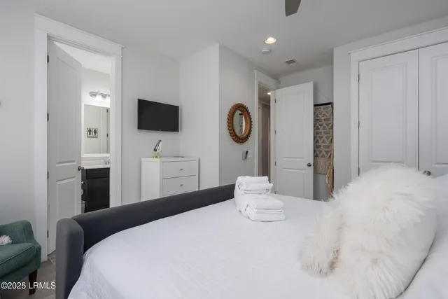 $1,815,000 | 123 Sandcastle Court, Hilton Head Island, SC 29928