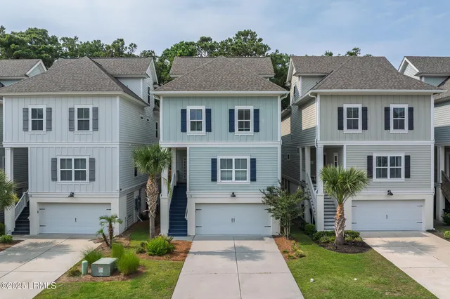 $1,815,000 | 123 Sandcastle Court, Hilton Head Island, SC 29928