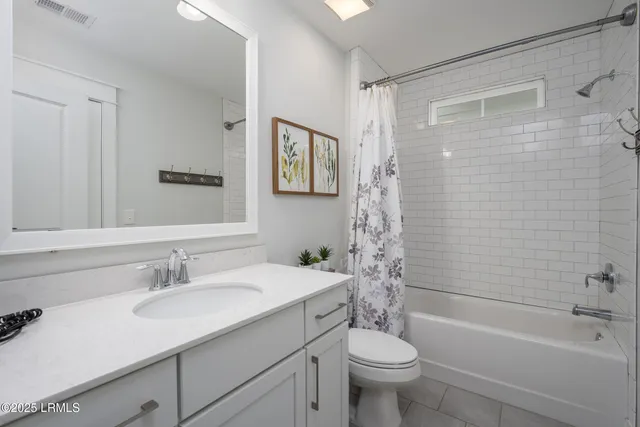 $1,815,000 | 123 Sandcastle Court, Hilton Head Island, SC 29928