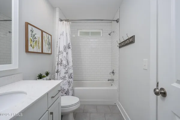 $1,815,000 | 123 Sandcastle Court, Hilton Head Island, SC 29928