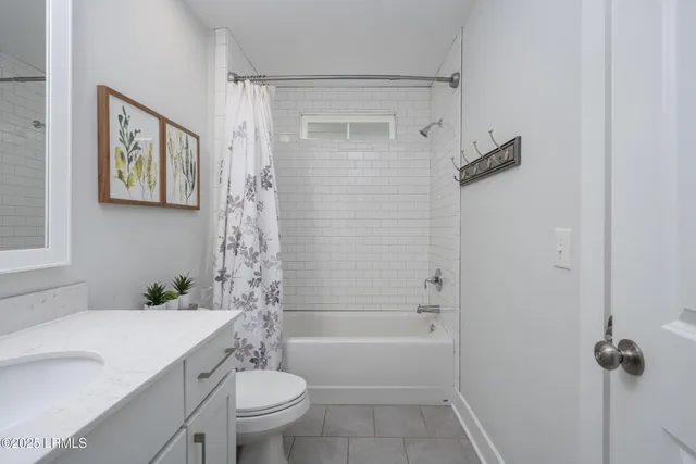 $1,815,000 | 123 Sandcastle Court, Hilton Head Island, SC 29928