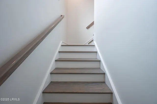 $1,815,000 | 123 Sandcastle Court, Hilton Head Island, SC 29928