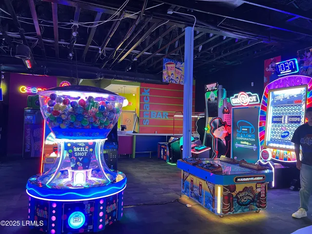 $1,815,000 | 123 Sandcastle Court, Hilton Head Island, SC 29928