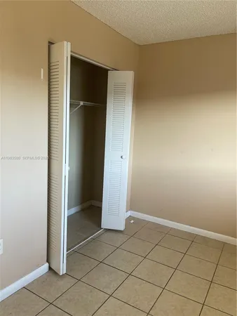 $2,200 | 6121 West 24th Avenue, Unit 206, Hialeah, FL 33016