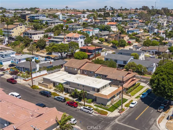 an aerial view of multiple house