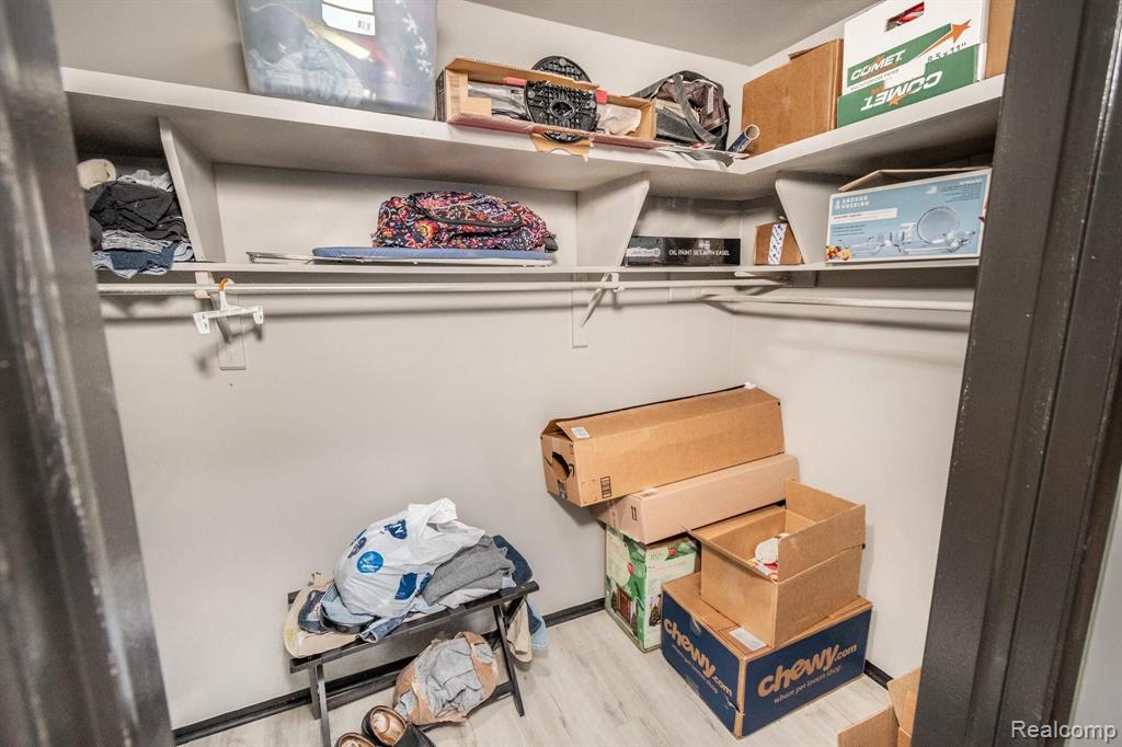 460 Baldwin Avenue, Unit 35 Rochester, MI 48307 - Photo 7 of 22