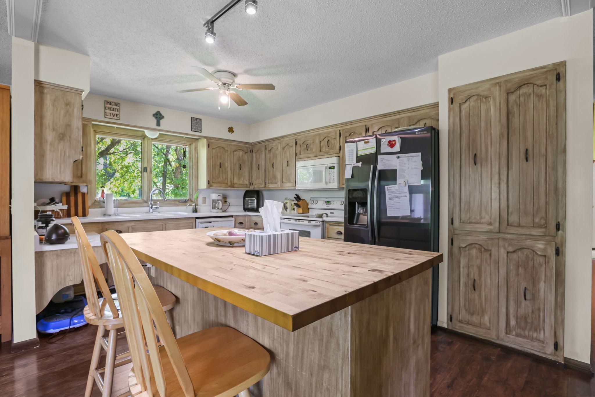 6216 Hackamore Circle Corcoran, MN 55340 - Photo 16 of 48